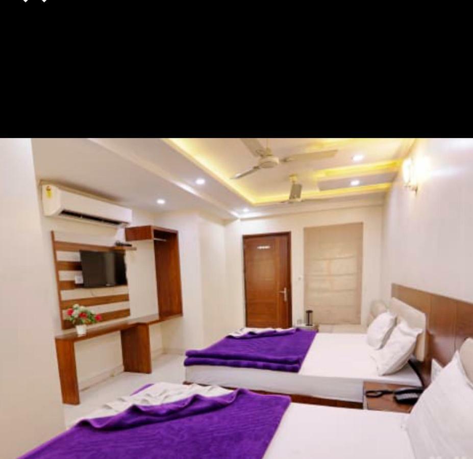 Hotel Le Mem Дели Экстерьер фото